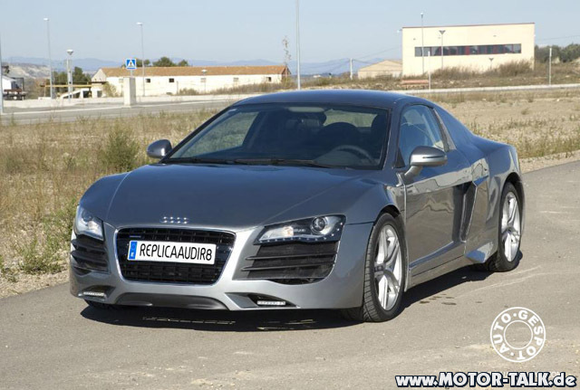 R8-Replica3.jpg