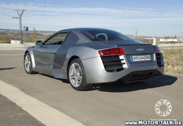 R8-Replica5.jpg