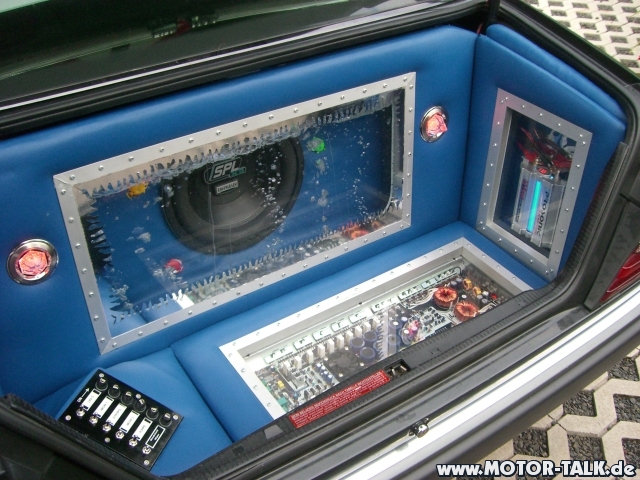 Bassbox im Kofferraum - Startseite Forum Auto Merced