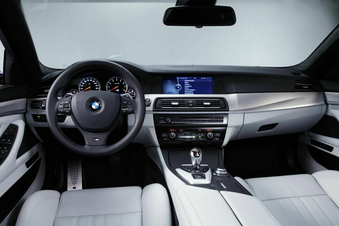 BMW M5: Mehr Power aus weniger Motor