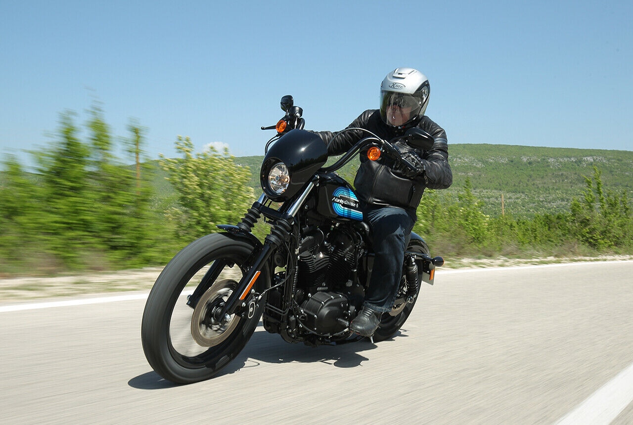 Harley Davidson Iron 1200 Fahrbericht Technische Daten Preis